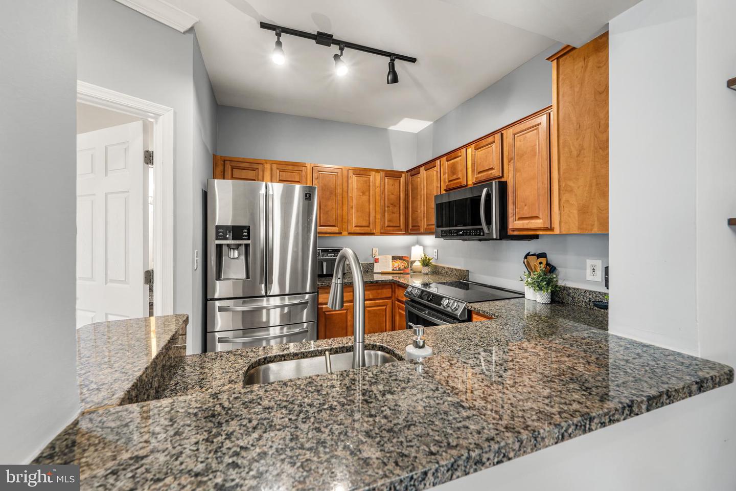 4551 STRUTFIELD LN #4303, ALEXANDRIA, Virginia 22311, 2 Bedrooms Bedrooms, ,2 BathroomsBathrooms,Residential,For sale,4551 STRUTFIELD LN #4303,VAAX2053766 MLS # VAAX2053766