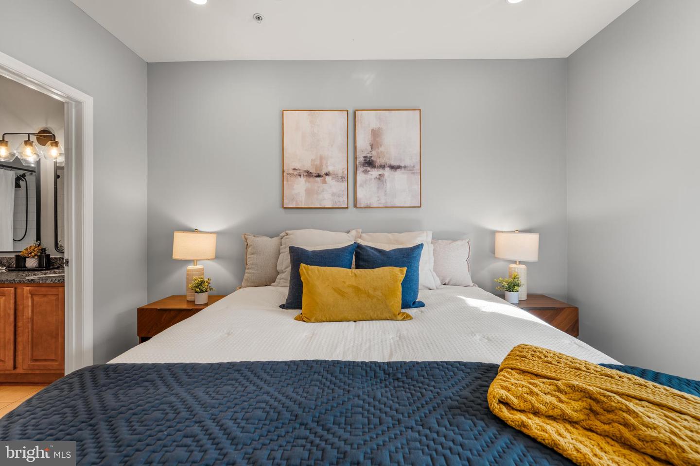 4551 STRUTFIELD LN #4303, ALEXANDRIA, Virginia 22311, 2 Bedrooms Bedrooms, ,2 BathroomsBathrooms,Residential,For sale,4551 STRUTFIELD LN #4303,VAAX2053766 MLS # VAAX2053766