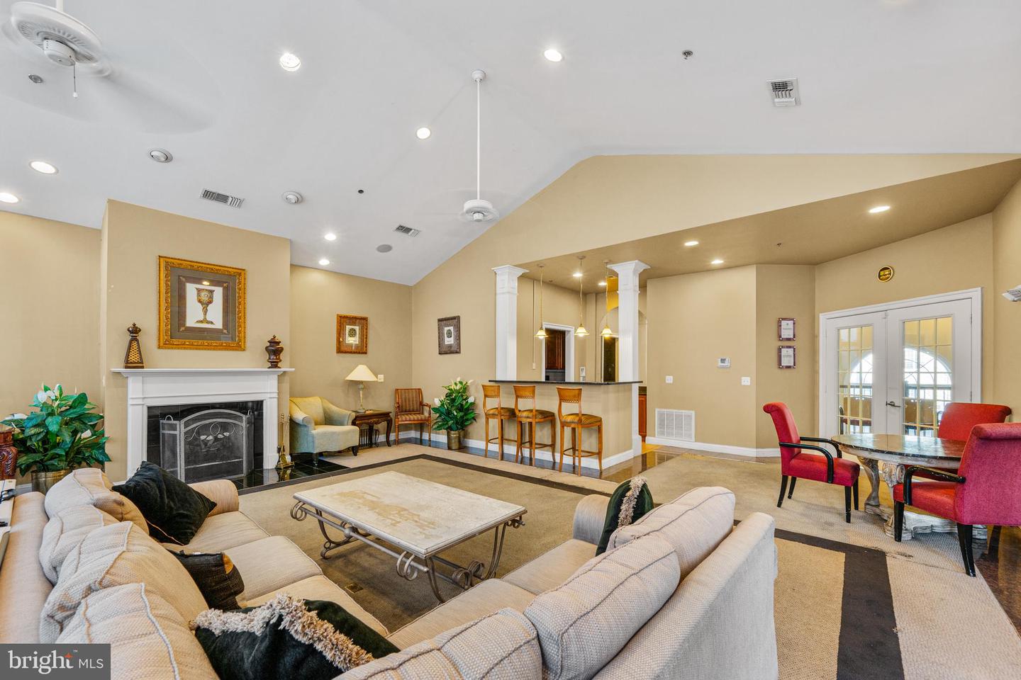 4551 STRUTFIELD LN #4303, ALEXANDRIA, Virginia 22311, 2 Bedrooms Bedrooms, ,2 BathroomsBathrooms,Residential,For sale,4551 STRUTFIELD LN #4303,VAAX2053766 MLS # VAAX2053766