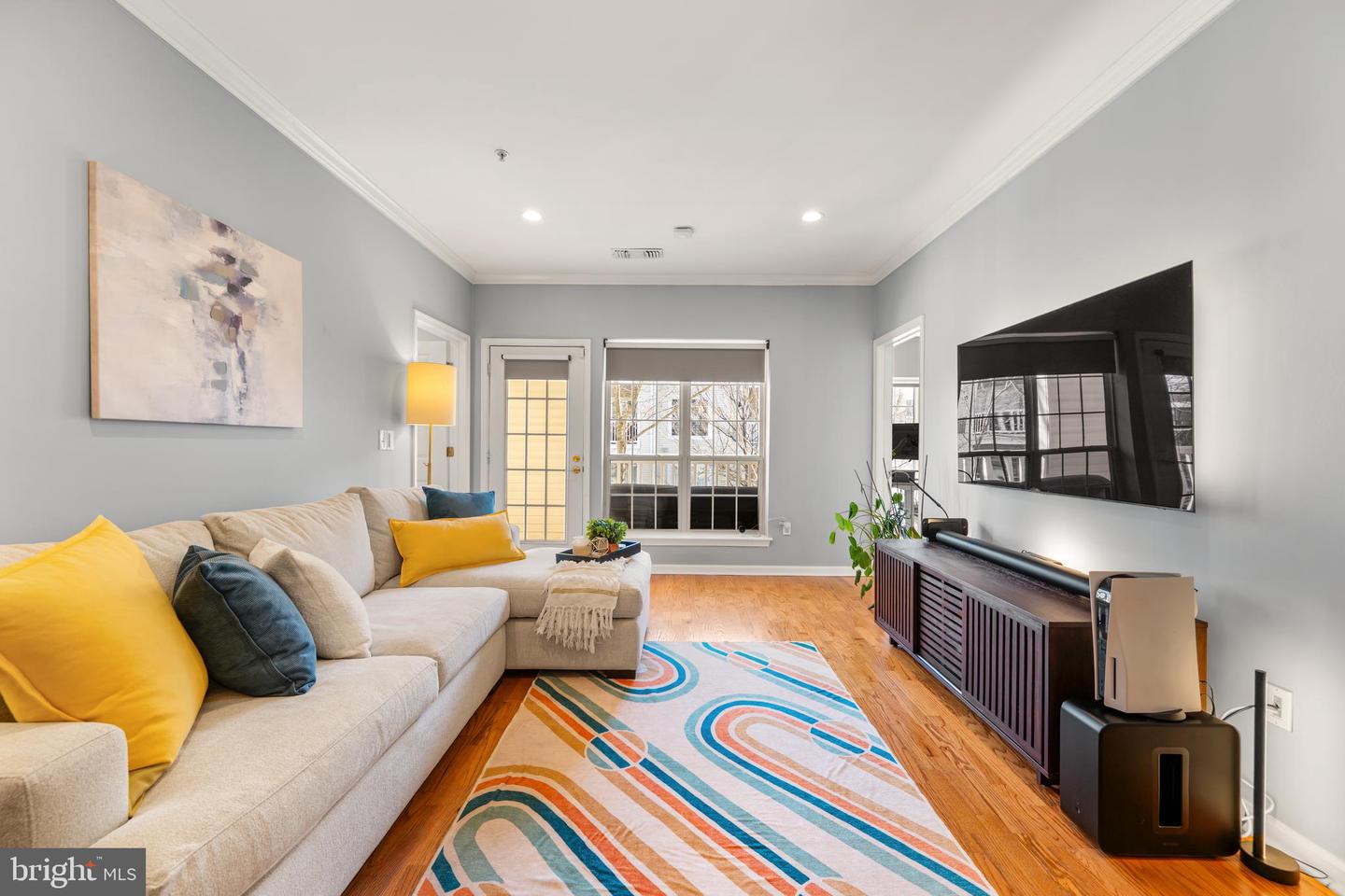 4551 STRUTFIELD LN #4303, ALEXANDRIA, Virginia 22311, 2 Bedrooms Bedrooms, ,2 BathroomsBathrooms,Residential,For sale,4551 STRUTFIELD LN #4303,VAAX2053766 MLS # VAAX2053766