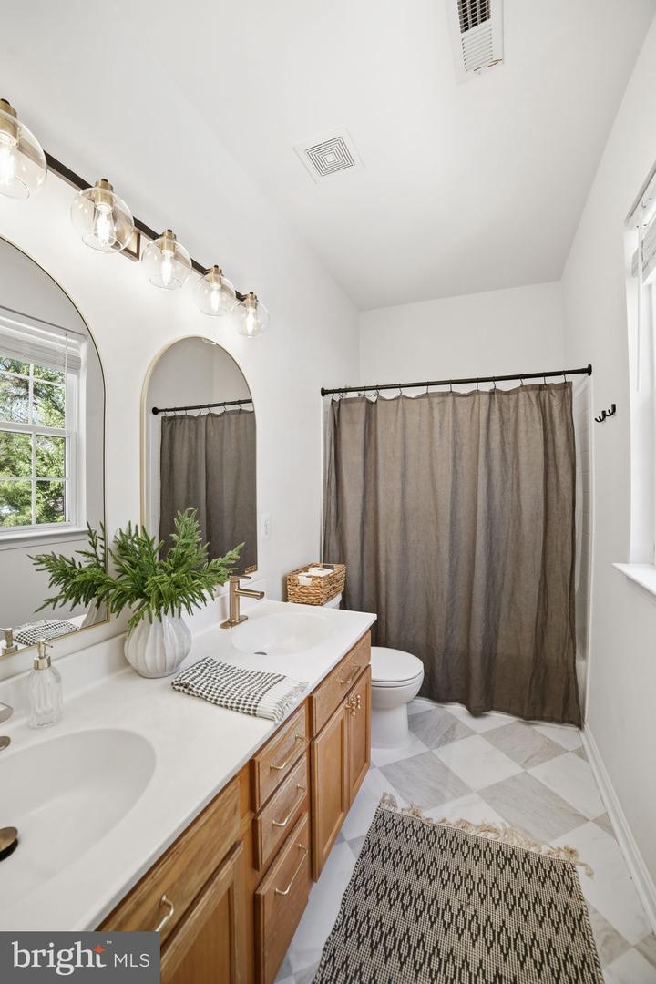 11103 SATURN CT, FREDERICKSBURG, Virginia 22407, 3 Bedrooms Bedrooms, ,2 BathroomsBathrooms,Residential,For sale,11103 SATURN CT,VASP2039048 MLS # VASP2039048