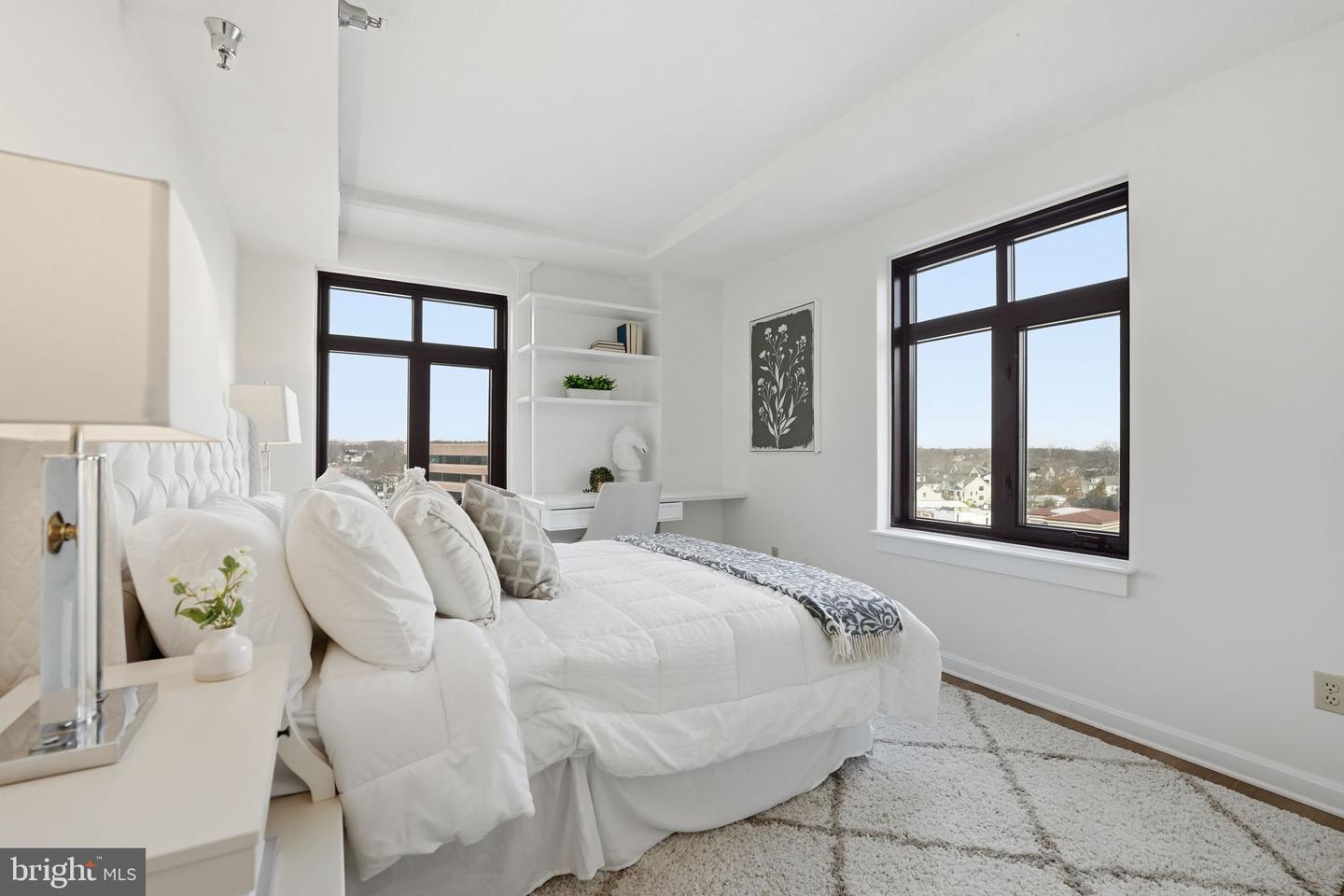 2400 CLARENDON BLVD #704, ARLINGTON, Virginia 22201, 2 Bedrooms Bedrooms, ,2 BathroomsBathrooms,Residential,For sale,2400 CLARENDON BLVD #704,VAAR2068492 MLS # VAAR2068492