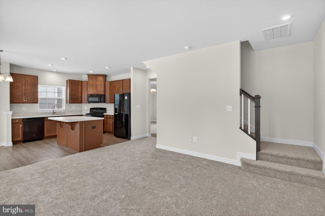 10615 WHISPERING PINE LN, MCGAHEYSVILLE, Virginia 22840, 3 Bedrooms Bedrooms, ,2 BathroomsBathrooms,Residential,For sale,10615 WHISPERING PINE LN,VARO2002840 MLS # VARO2002840