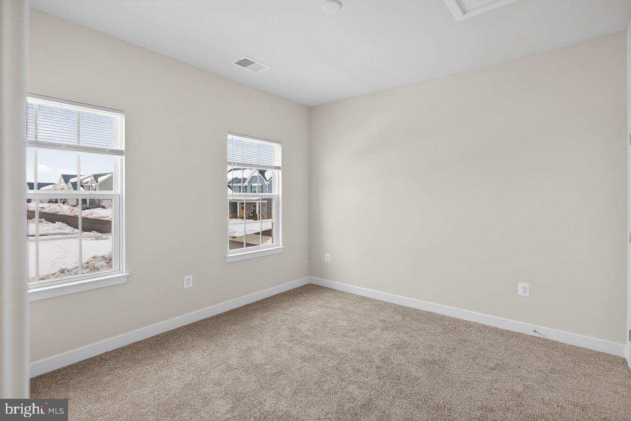 10615 WHISPERING PINE LN, MCGAHEYSVILLE, Virginia 22840, 3 Bedrooms Bedrooms, ,2 BathroomsBathrooms,Residential,For sale,10615 WHISPERING PINE LN,VARO2002840 MLS # VARO2002840