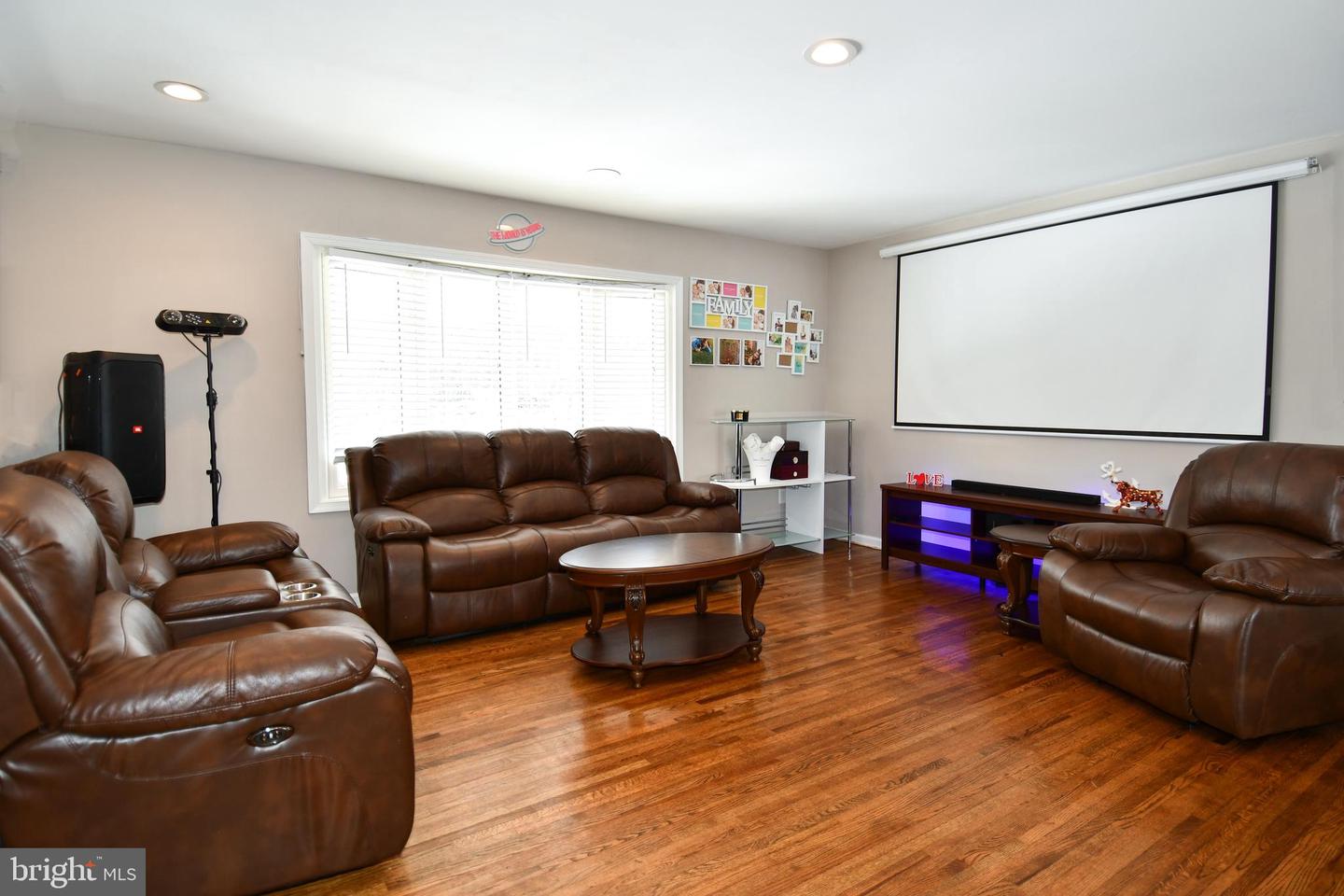 6819 LAVANT DR, SPRINGFIELD, Virginia 22152, 4 Bedrooms Bedrooms, ,2 BathroomsBathrooms,Residential,For sale,6819 LAVANT DR,VAFX2289270 MLS # VAFX2289270