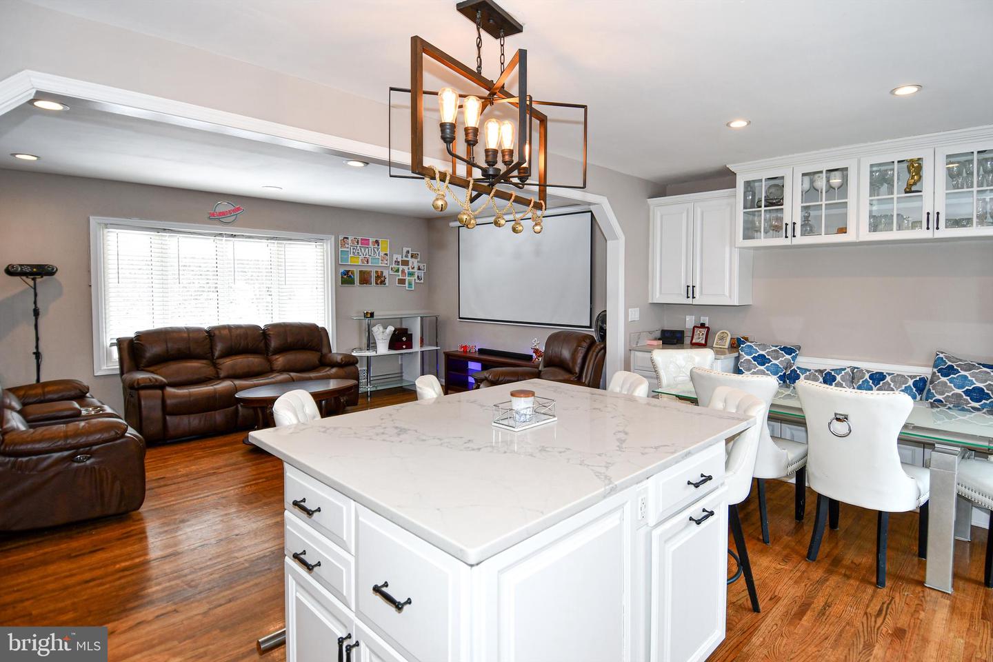 6819 LAVANT DR, SPRINGFIELD, Virginia 22152, 4 Bedrooms Bedrooms, ,2 BathroomsBathrooms,Residential,For sale,6819 LAVANT DR,VAFX2289270 MLS # VAFX2289270