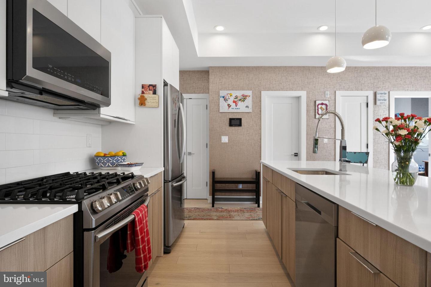 1444 OGDEN ST NW #302, WASHINGTON, District Of Columbia 20010, 2 Bedrooms Bedrooms, ,2 BathroomsBathrooms,Residential,For sale,1444 OGDEN ST NW #302,DCDC2244394 MLS # DCDC2244394