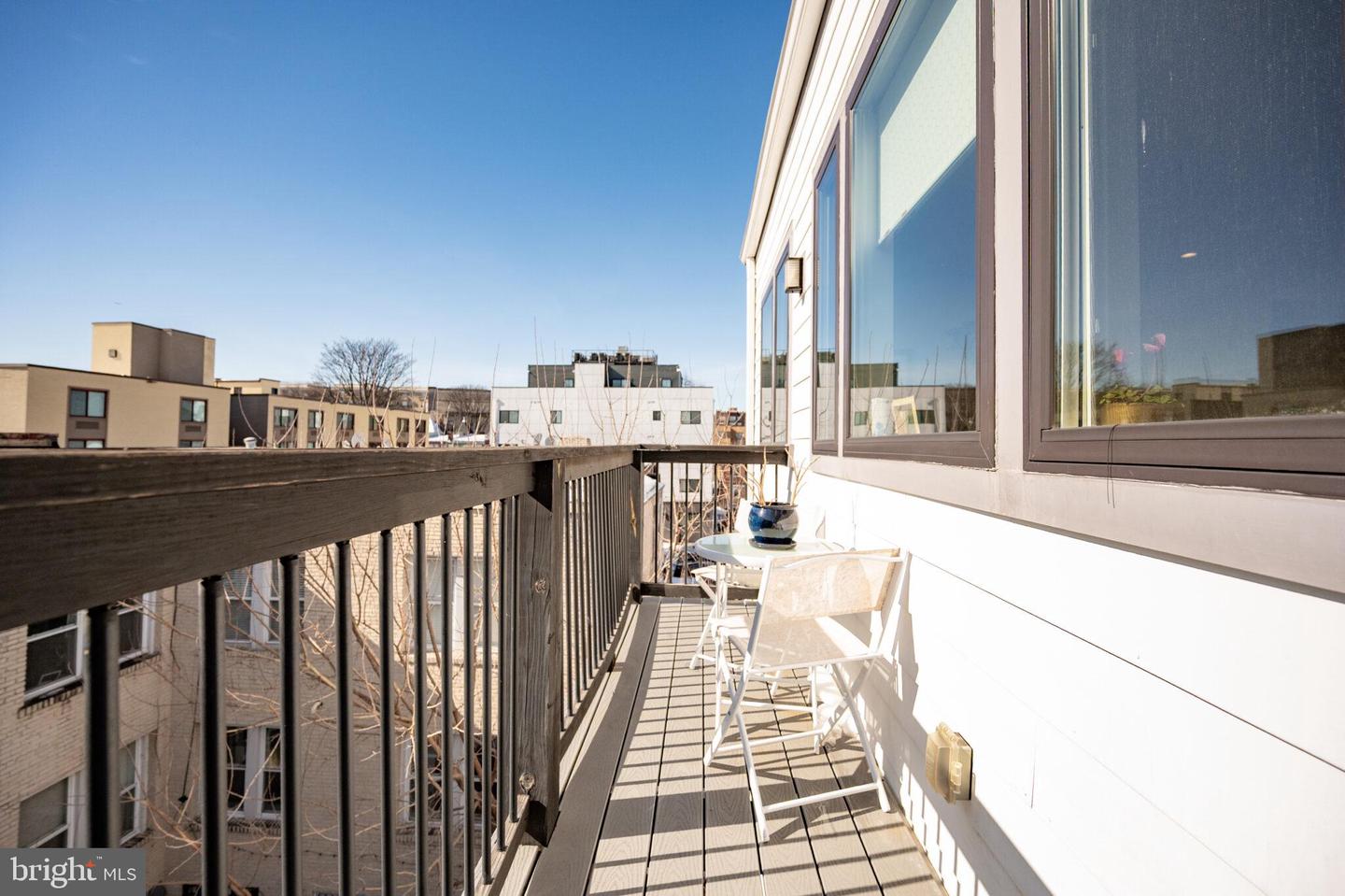 1444 OGDEN ST NW #302, WASHINGTON, District Of Columbia 20010, 2 Bedrooms Bedrooms, ,2 BathroomsBathrooms,Residential,For sale,1444 OGDEN ST NW #302,DCDC2244394 MLS # DCDC2244394