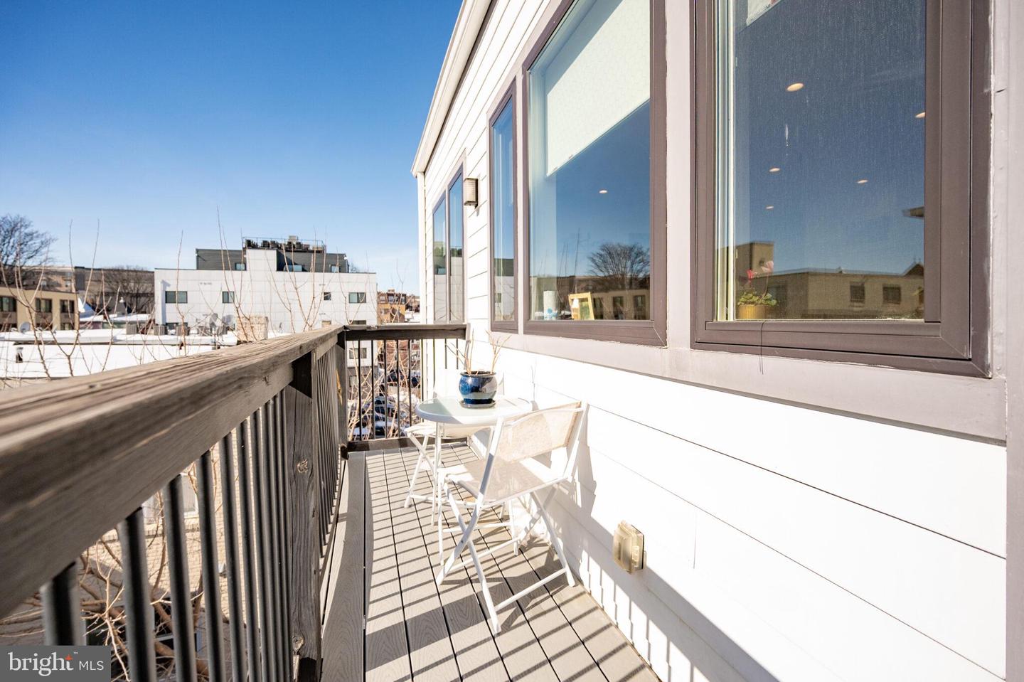 1444 OGDEN ST NW #302, WASHINGTON, District Of Columbia 20010, 2 Bedrooms Bedrooms, ,2 BathroomsBathrooms,Residential,For sale,1444 OGDEN ST NW #302,DCDC2244394 MLS # DCDC2244394