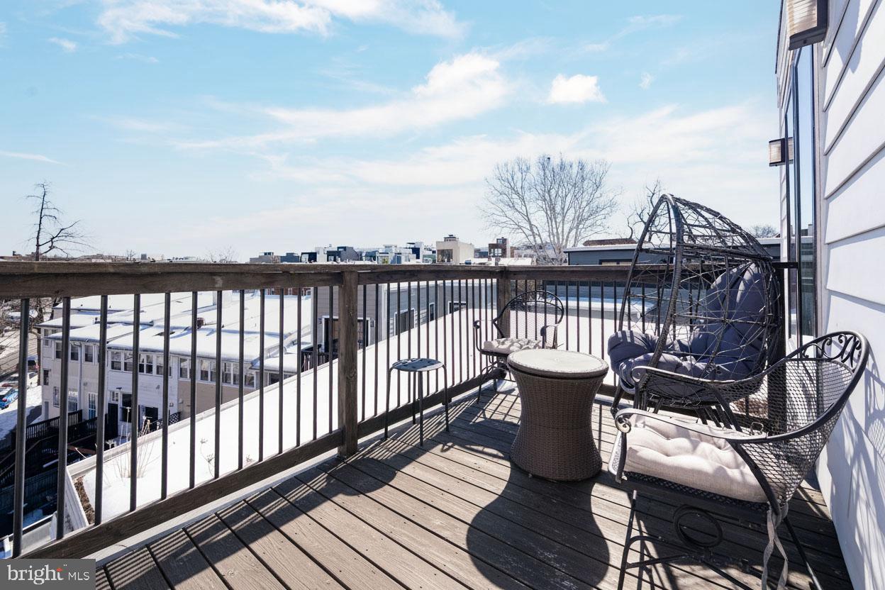 1444 OGDEN ST NW #302, WASHINGTON, District Of Columbia 20010, 2 Bedrooms Bedrooms, ,2 BathroomsBathrooms,Residential,For sale,1444 OGDEN ST NW #302,DCDC2244394 MLS # DCDC2244394