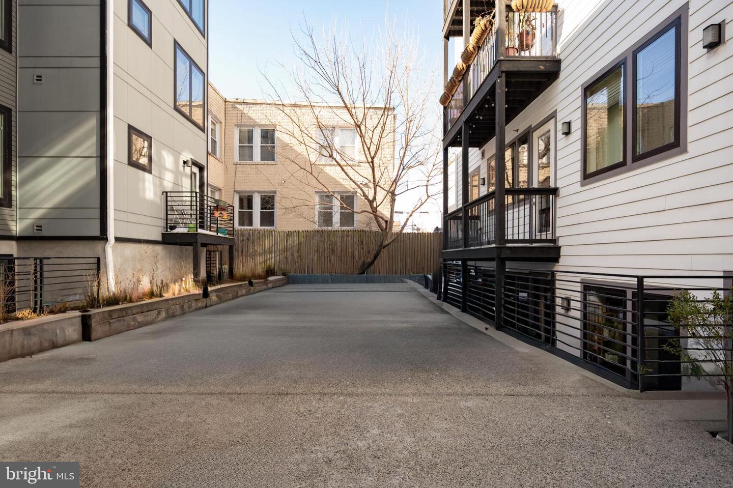 1444 OGDEN ST NW #302, WASHINGTON, District Of Columbia 20010, 2 Bedrooms Bedrooms, ,2 BathroomsBathrooms,Residential,For sale,1444 OGDEN ST NW #302,DCDC2244394 MLS # DCDC2244394