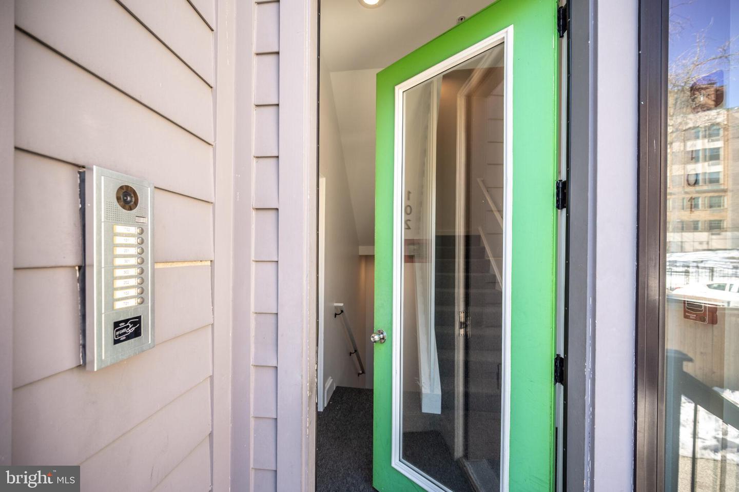 1444 OGDEN ST NW #302, WASHINGTON, District Of Columbia 20010, 2 Bedrooms Bedrooms, ,2 BathroomsBathrooms,Residential,For sale,1444 OGDEN ST NW #302,DCDC2244394 MLS # DCDC2244394