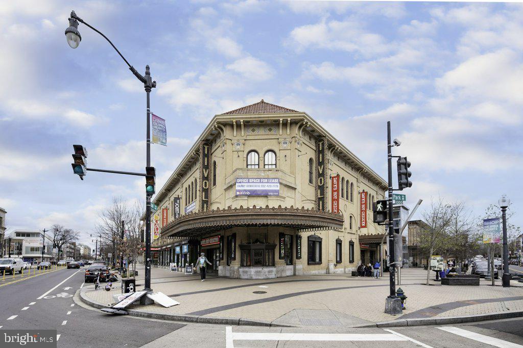 1444 OGDEN ST NW #302, WASHINGTON, District Of Columbia 20010, 2 Bedrooms Bedrooms, ,2 BathroomsBathrooms,Residential,For sale,1444 OGDEN ST NW #302,DCDC2244394 MLS # DCDC2244394