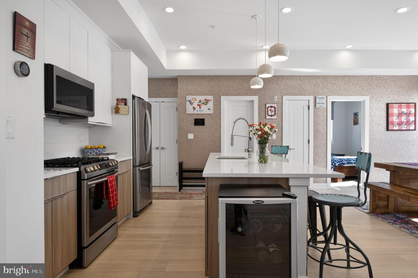 1444 OGDEN ST NW #302, WASHINGTON, District Of Columbia 20010, 2 Bedrooms Bedrooms, ,2 BathroomsBathrooms,Residential,For sale,1444 OGDEN ST NW #302,DCDC2244394 MLS # DCDC2244394