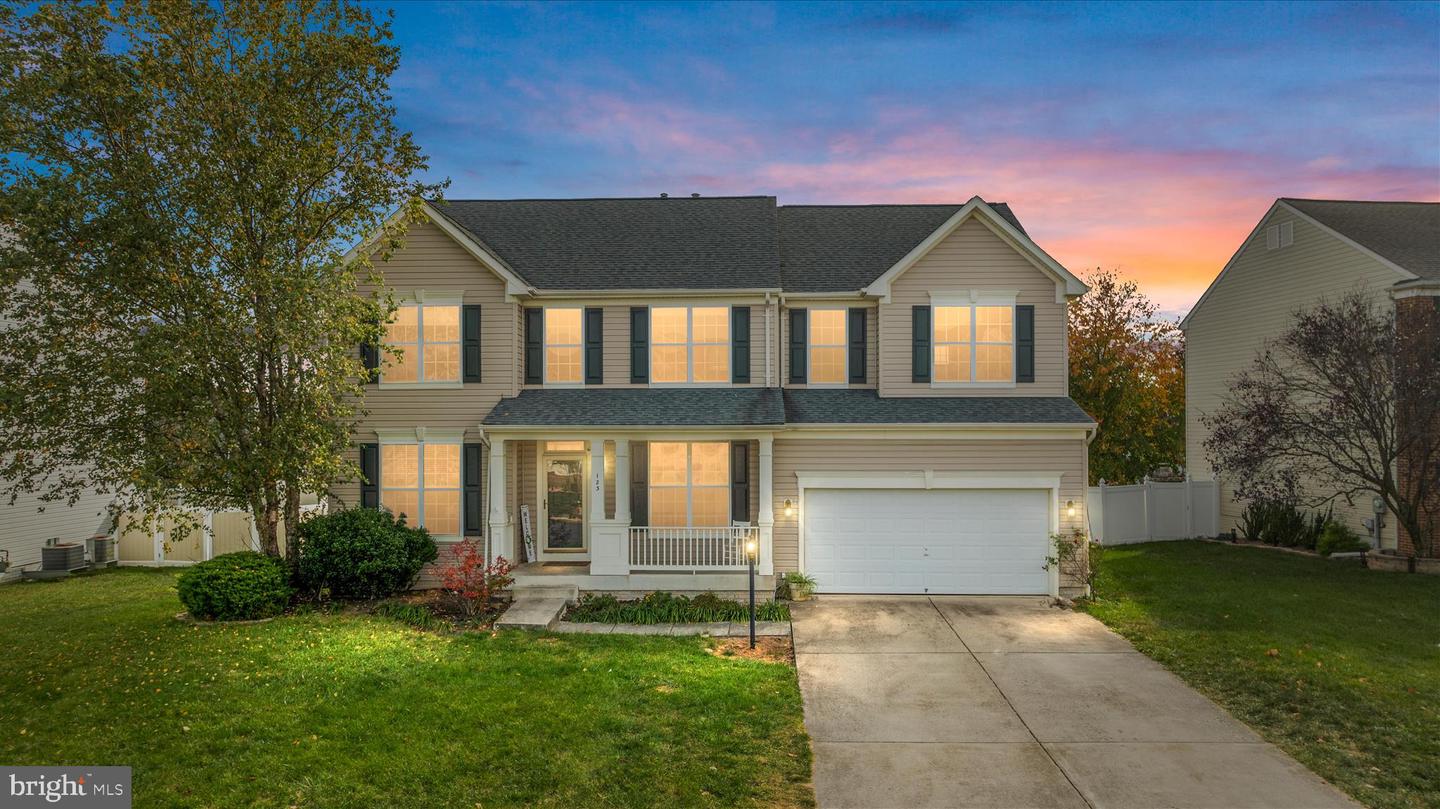 123 FREDERICKSBURG DR, STEPHENS CITY, Virginia 22655, 4 Bedrooms Bedrooms, 14 Rooms Rooms,2 BathroomsBathrooms,Residential,For sale,123 FREDERICKSBURG DR,VAFV2039370 MLS # VAFV2039370