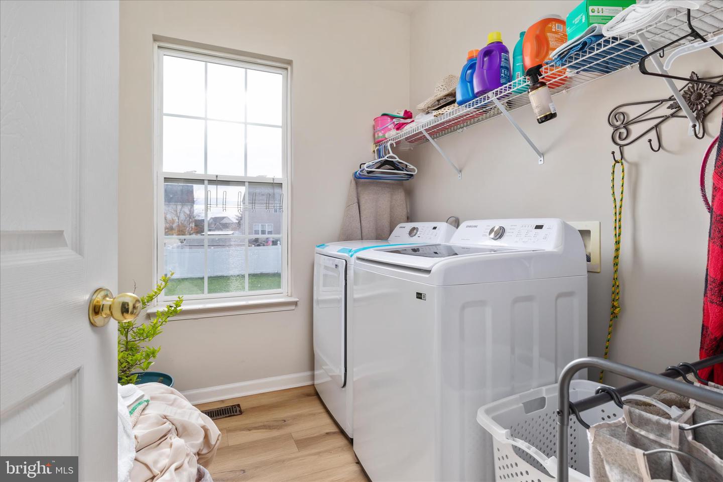 123 FREDERICKSBURG DR, STEPHENS CITY, Virginia 22655, 4 Bedrooms Bedrooms, 14 Rooms Rooms,2 BathroomsBathrooms,Residential,For sale,123 FREDERICKSBURG DR,VAFV2039370 MLS # VAFV2039370