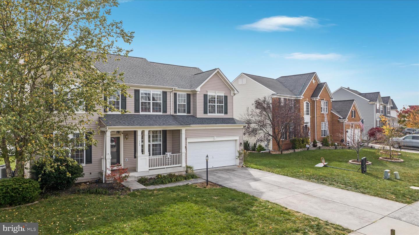 123 FREDERICKSBURG DR, STEPHENS CITY, Virginia 22655, 4 Bedrooms Bedrooms, 14 Rooms Rooms,2 BathroomsBathrooms,Residential,For sale,123 FREDERICKSBURG DR,VAFV2039370 MLS # VAFV2039370