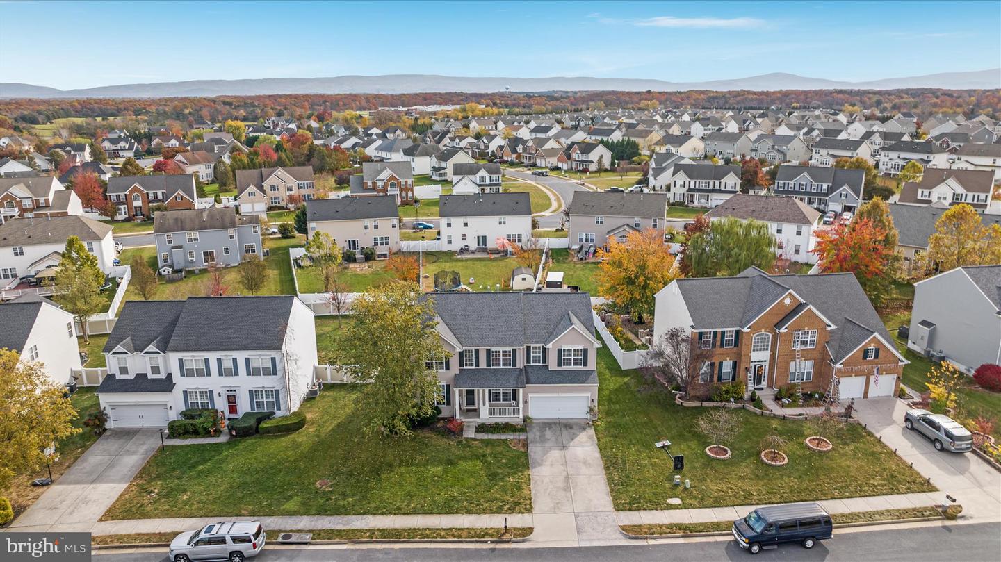 123 FREDERICKSBURG DR, STEPHENS CITY, Virginia 22655, 4 Bedrooms Bedrooms, 14 Rooms Rooms,2 BathroomsBathrooms,Residential,For sale,123 FREDERICKSBURG DR,VAFV2039370 MLS # VAFV2039370