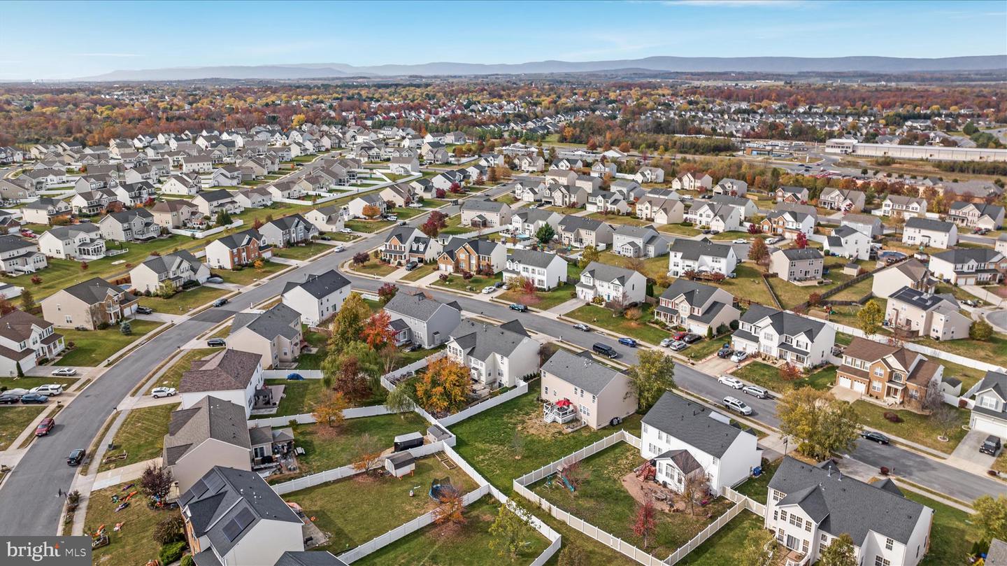 123 FREDERICKSBURG DR, STEPHENS CITY, Virginia 22655, 4 Bedrooms Bedrooms, 14 Rooms Rooms,2 BathroomsBathrooms,Residential,For sale,123 FREDERICKSBURG DR,VAFV2039370 MLS # VAFV2039370