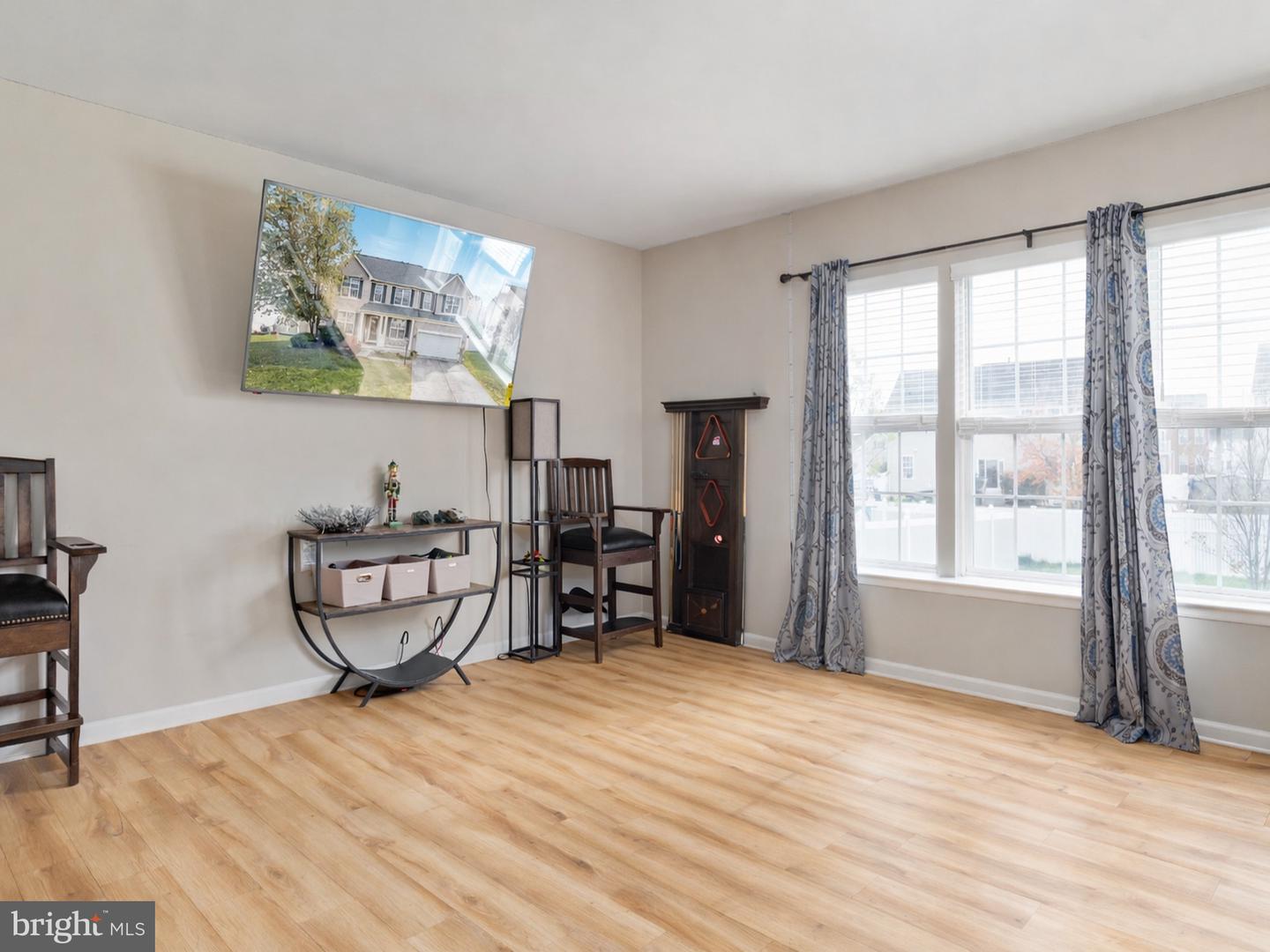 123 FREDERICKSBURG DR, STEPHENS CITY, Virginia 22655, 4 Bedrooms Bedrooms, 14 Rooms Rooms,2 BathroomsBathrooms,Residential,For sale,123 FREDERICKSBURG DR,VAFV2039370 MLS # VAFV2039370