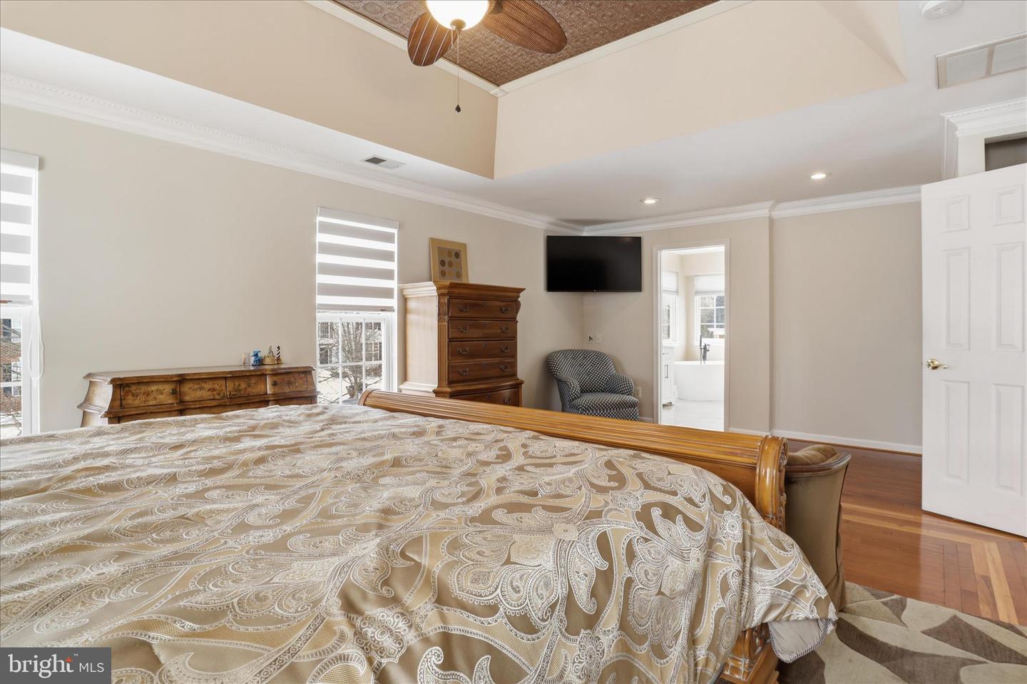 43004 BATTERY POINT PL, LEESBURG, Virginia 20176, 4 Bedrooms Bedrooms, ,4 BathroomsBathrooms,Residential,For sale,43004 BATTERY POINT PL,VALO2115176 MLS # VALO2115176