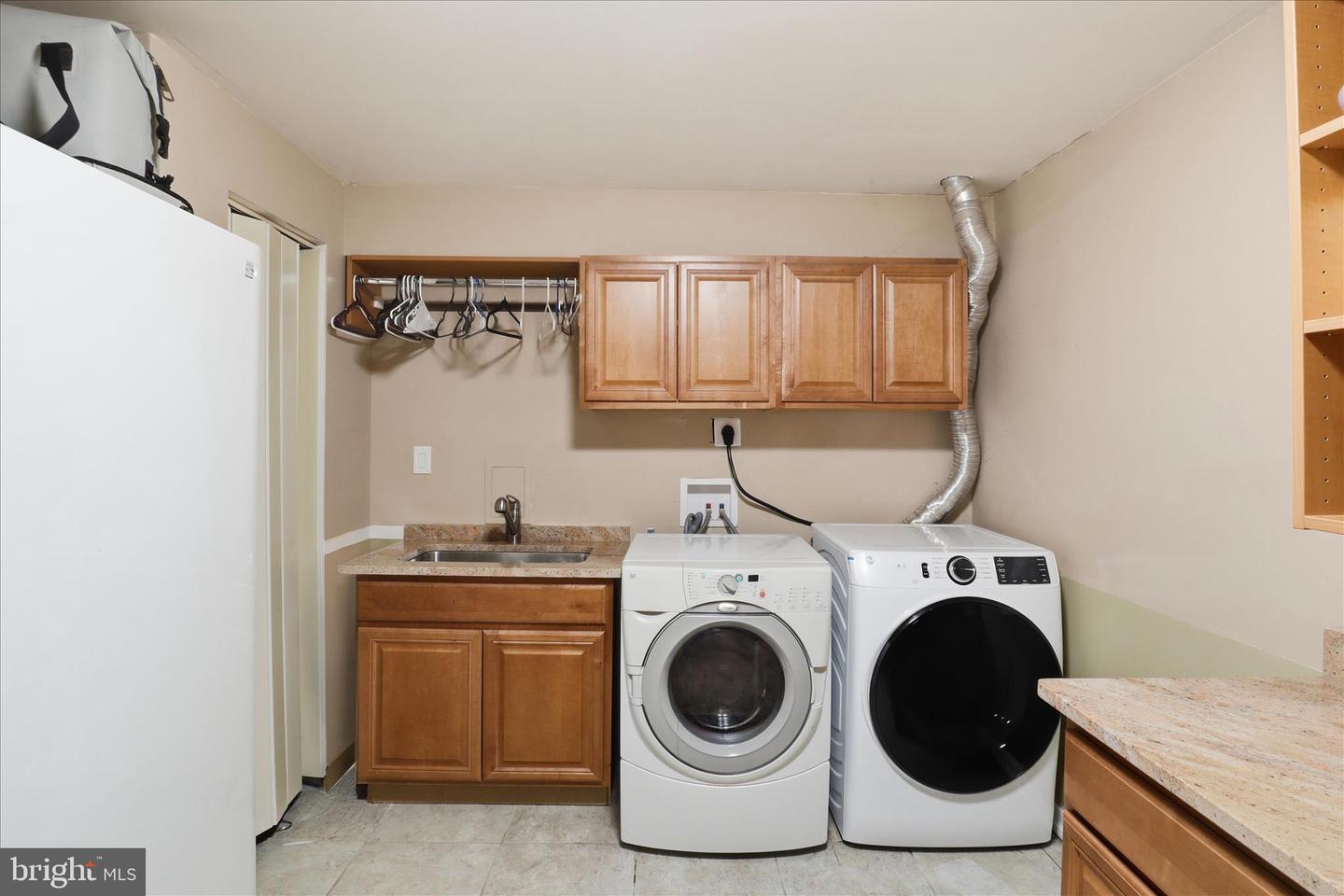 43004 BATTERY POINT PL, LEESBURG, Virginia 20176, 4 Bedrooms Bedrooms, ,4 BathroomsBathrooms,Residential,For sale,43004 BATTERY POINT PL,VALO2115176 MLS # VALO2115176