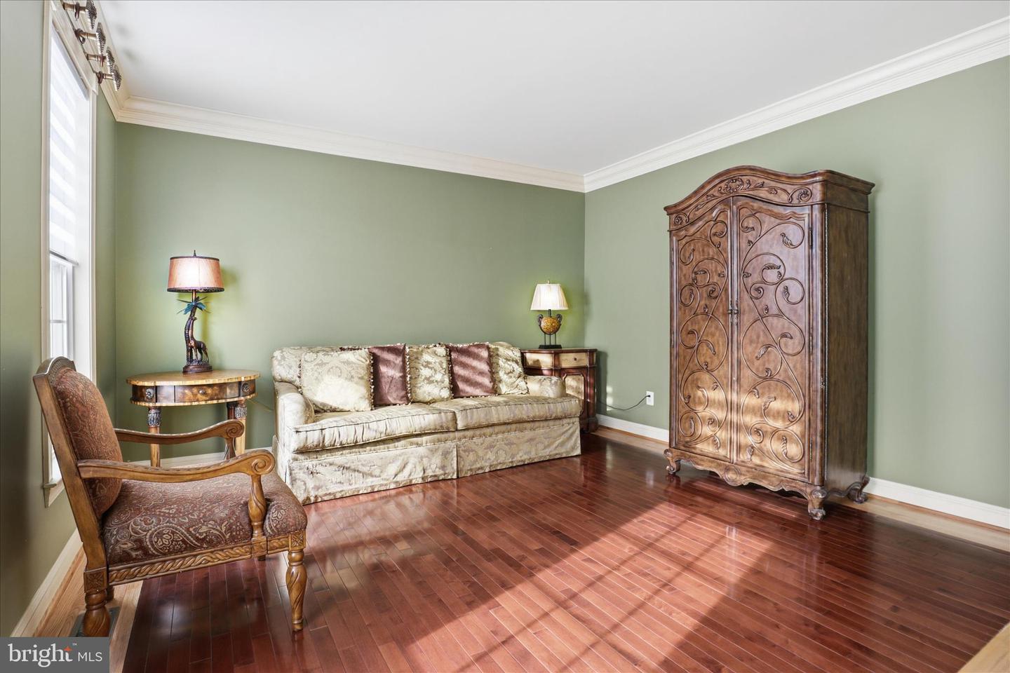 43004 BATTERY POINT PL, LEESBURG, Virginia 20176, 4 Bedrooms Bedrooms, ,4 BathroomsBathrooms,Residential,For sale,43004 BATTERY POINT PL,VALO2115176 MLS # VALO2115176