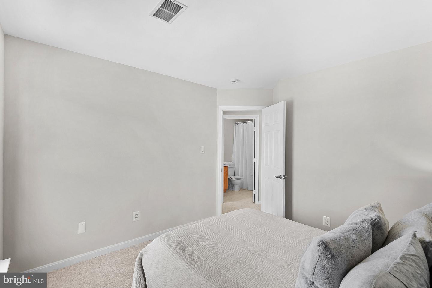 43192 CARDSTON PL, LEESBURG, Virginia 20176, 4 Bedrooms Bedrooms, ,2 BathroomsBathrooms,Residential,For sale,43192 CARDSTON PL,VALO2115192 MLS # VALO2115192