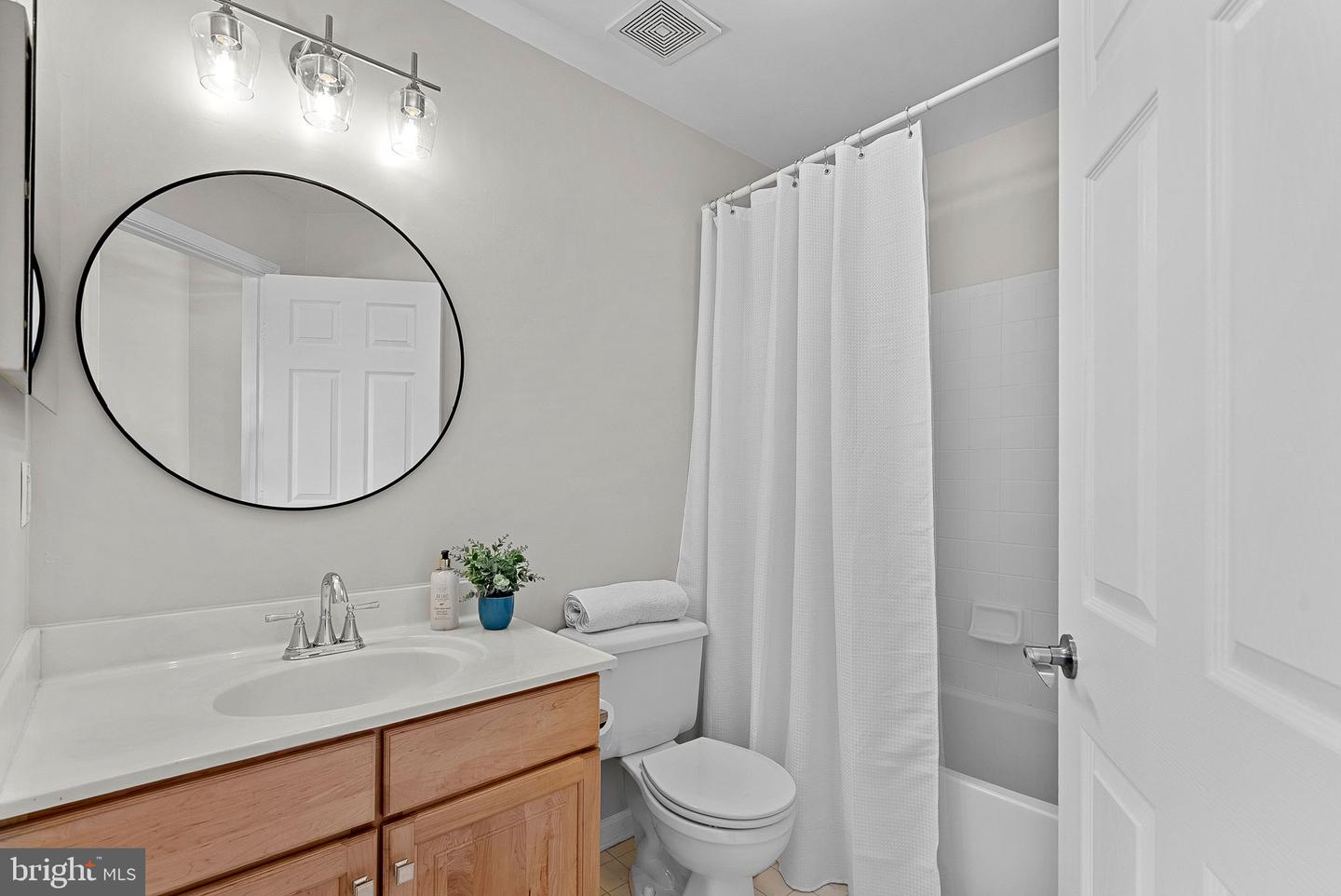 43192 CARDSTON PL, LEESBURG, Virginia 20176, 4 Bedrooms Bedrooms, ,2 BathroomsBathrooms,Residential,For sale,43192 CARDSTON PL,VALO2115192 MLS # VALO2115192