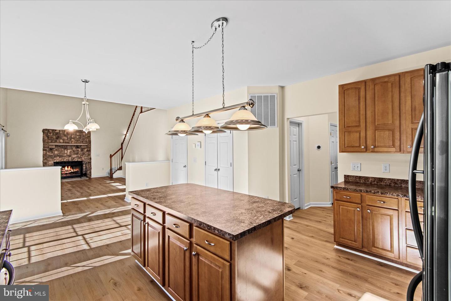 7931 LAKE ANNA PKWY, SPOTSYLVANIA, Virginia 22551, 4 Bedrooms Bedrooms, ,3 BathroomsBathrooms,Residential,For sale,7931 LAKE ANNA PKWY,VASP2039044 MLS # VASP2039044