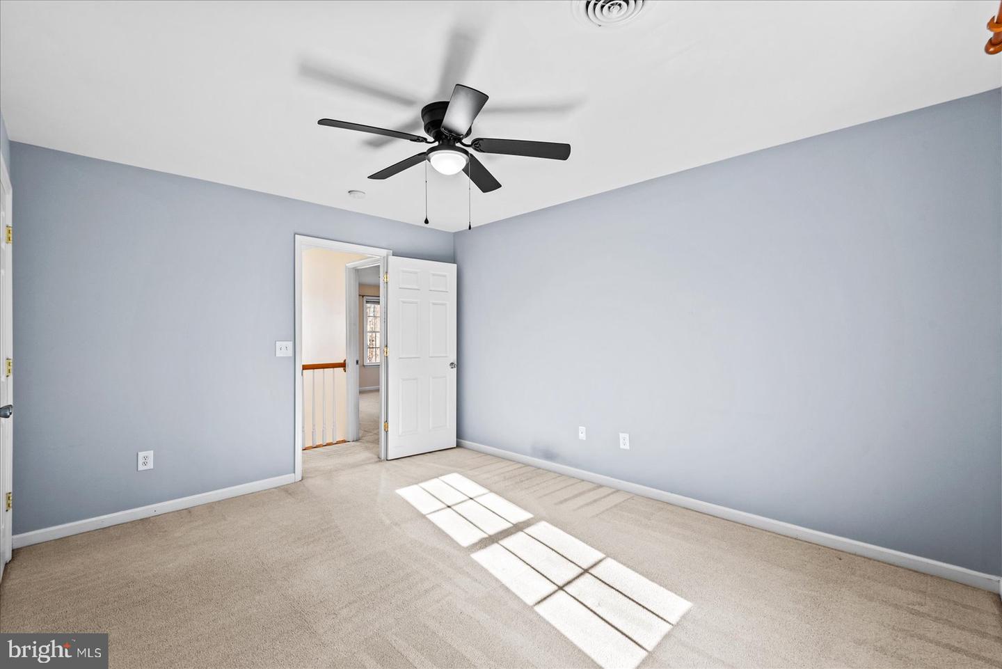 7931 LAKE ANNA PKWY, SPOTSYLVANIA, Virginia 22551, 4 Bedrooms Bedrooms, ,3 BathroomsBathrooms,Residential,For sale,7931 LAKE ANNA PKWY,VASP2039044 MLS # VASP2039044