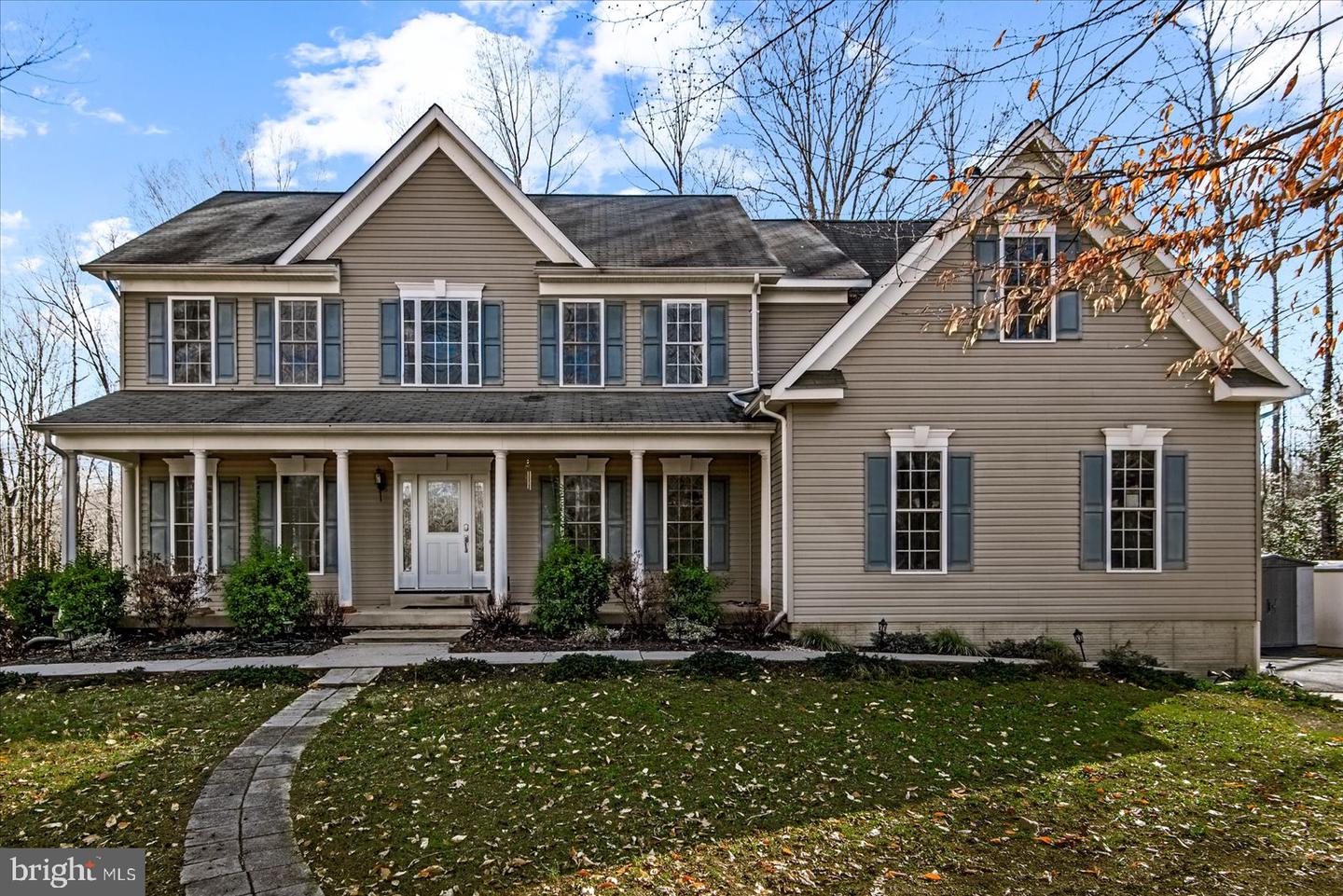 7931 LAKE ANNA PKWY, SPOTSYLVANIA, Virginia 22551, 4 Bedrooms Bedrooms, ,3 BathroomsBathrooms,Residential,For sale,7931 LAKE ANNA PKWY,VASP2039044 MLS # VASP2039044