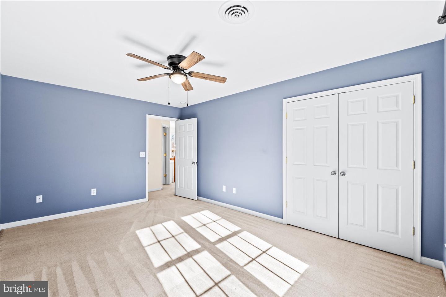 7931 LAKE ANNA PKWY, SPOTSYLVANIA, Virginia 22551, 4 Bedrooms Bedrooms, ,3 BathroomsBathrooms,Residential,For sale,7931 LAKE ANNA PKWY,VASP2039044 MLS # VASP2039044