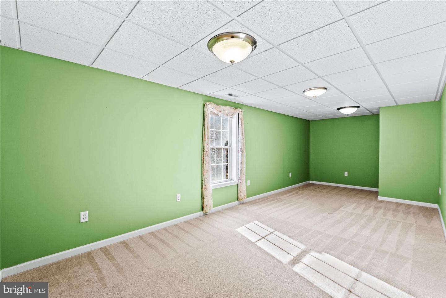 7931 LAKE ANNA PKWY, SPOTSYLVANIA, Virginia 22551, 4 Bedrooms Bedrooms, ,3 BathroomsBathrooms,Residential,For sale,7931 LAKE ANNA PKWY,VASP2039044 MLS # VASP2039044