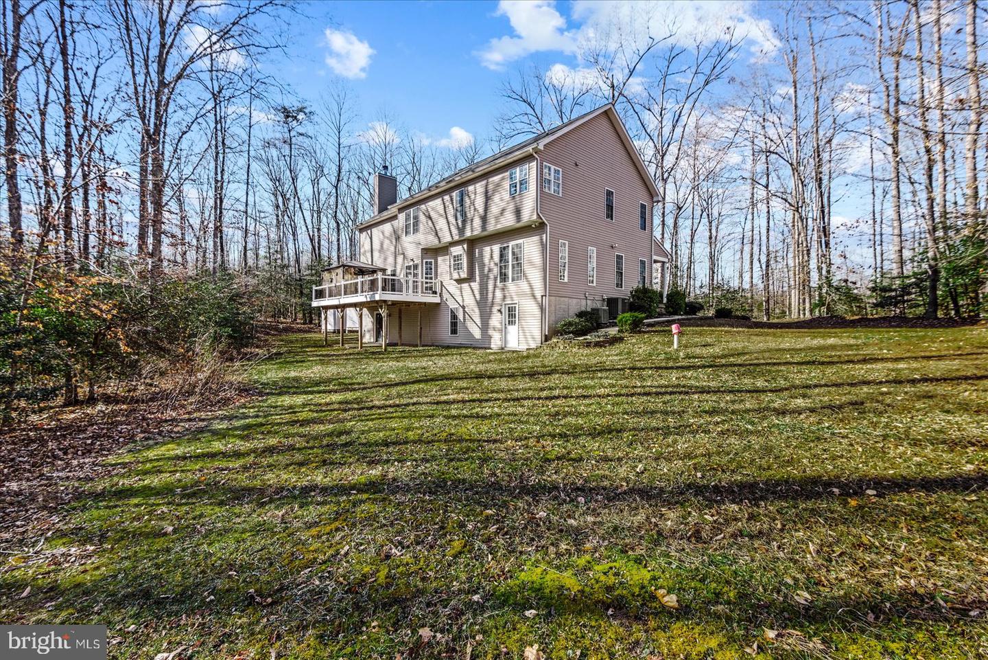 7931 LAKE ANNA PKWY, SPOTSYLVANIA, Virginia 22551, 4 Bedrooms Bedrooms, ,3 BathroomsBathrooms,Residential,For sale,7931 LAKE ANNA PKWY,VASP2039044 MLS # VASP2039044