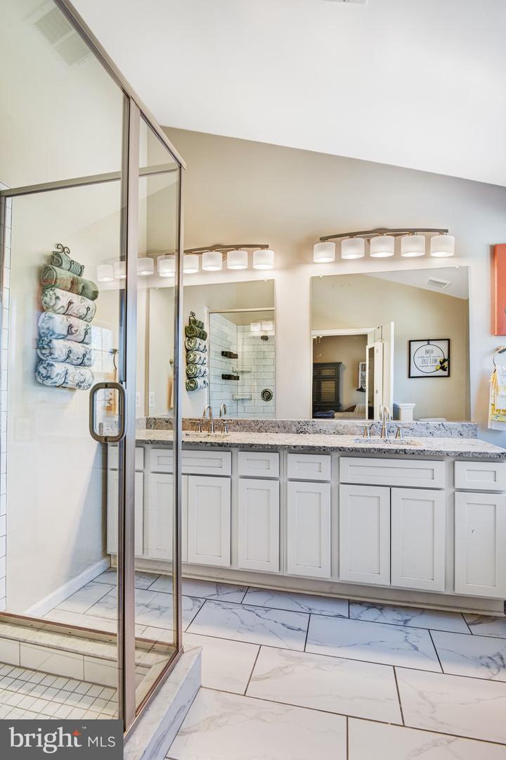 5622 WHEELWRIGHT WAY, HAYMARKET, Virginia 20169, 3 Bedrooms Bedrooms, ,3 BathroomsBathrooms,Residential,For sale,5622 WHEELWRIGHT WAY,VAPW2111808 MLS # VAPW2111808 5622 WHEELWRIGHT WAY, HAYMARKET, Virginia 20169, 3 Bedrooms Bedrooms, ,3 BathroomsBathrooms,Residential,For sale,5622 WHEELWRIGHT WAY,VAPW2111808 MLS # VAPW2111808