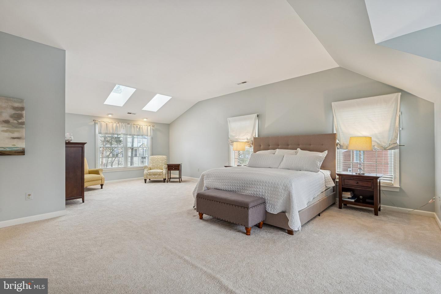 404 BEAUREGARD DR SE, LEESBURG, Virginia 20175, 4 Bedrooms Bedrooms, ,2 BathroomsBathrooms,Residential,For sale,404 BEAUREGARD DR SE,VALO2115200 MLS # VALO2115200