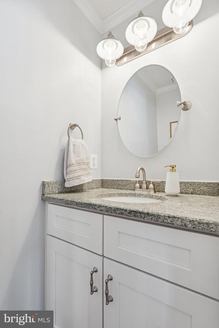 404 BEAUREGARD DR SE, LEESBURG, Virginia 20175, 4 Bedrooms Bedrooms, ,2 BathroomsBathrooms,Residential,For sale,404 BEAUREGARD DR SE,VALO2115200 MLS # VALO2115200