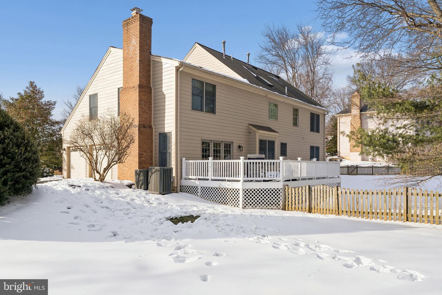 404 BEAUREGARD DR SE, LEESBURG, Virginia 20175, 4 Bedrooms Bedrooms, ,2 BathroomsBathrooms,Residential,For sale,404 BEAUREGARD DR SE,VALO2115200 MLS # VALO2115200