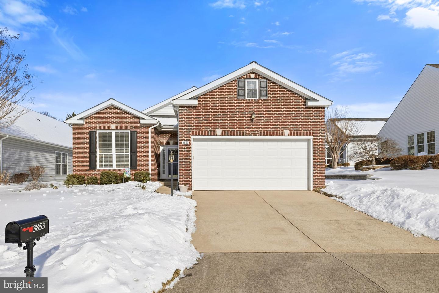 3853 CHAMPION OAK DR, DUMFRIES, Virginia 22025, 2 Bedrooms Bedrooms, 11 Rooms Rooms,2 BathroomsBathrooms,Residential,For sale,3853 CHAMPION OAK DR,VAPW2111824 MLS # VAPW2111824