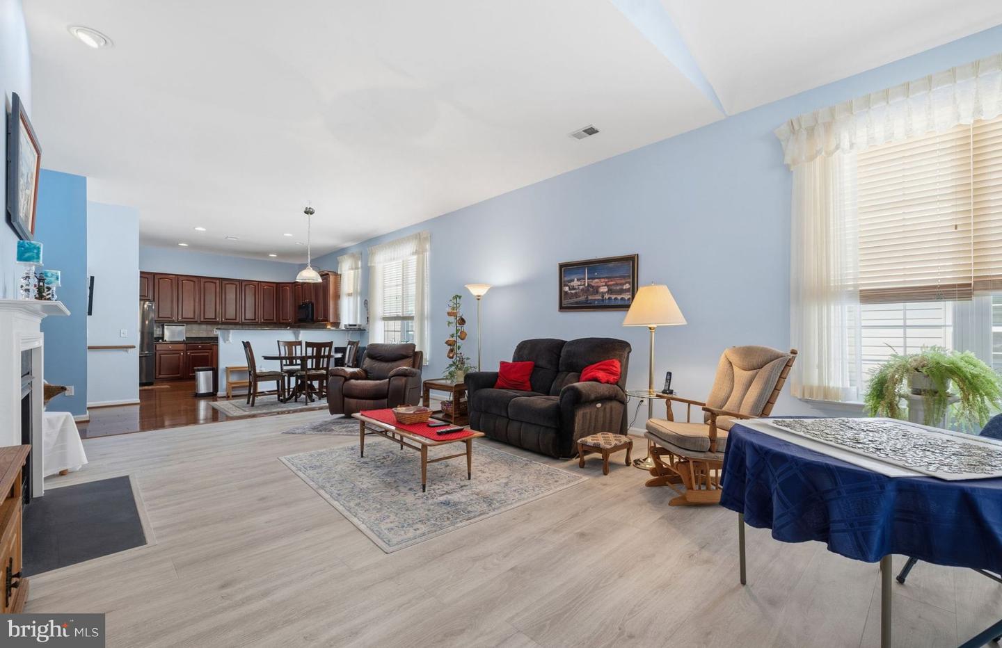 3853 CHAMPION OAK DR, DUMFRIES, Virginia 22025, 2 Bedrooms Bedrooms, 11 Rooms Rooms,2 BathroomsBathrooms,Residential,For sale,3853 CHAMPION OAK DR,VAPW2111824 MLS # VAPW2111824