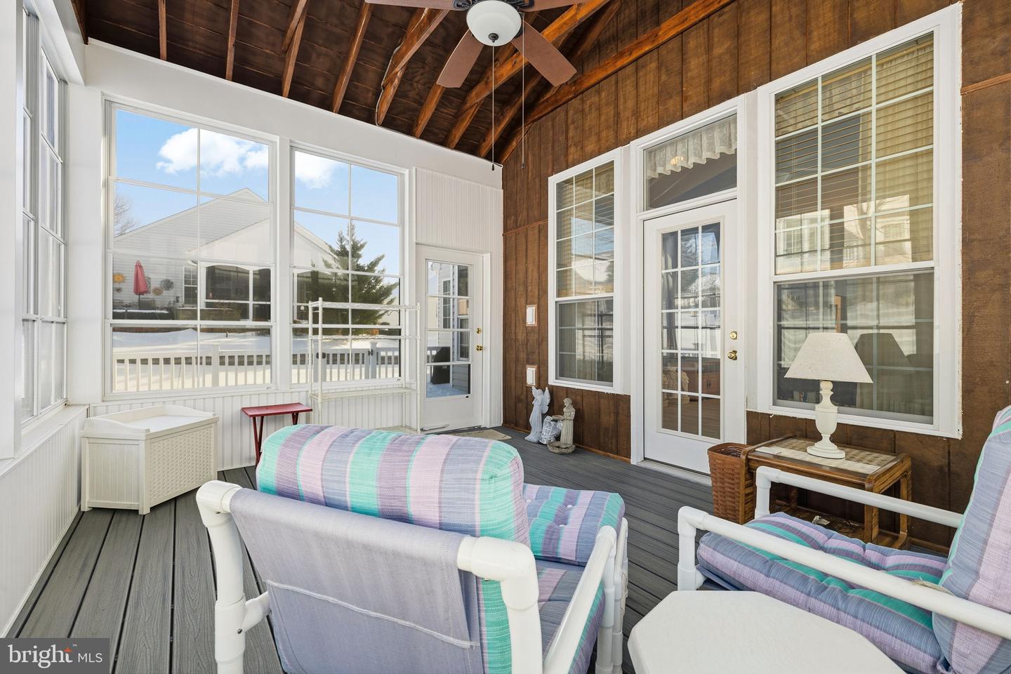 3853 CHAMPION OAK DR, DUMFRIES, Virginia 22025, 2 Bedrooms Bedrooms, 11 Rooms Rooms,2 BathroomsBathrooms,Residential,For sale,3853 CHAMPION OAK DR,VAPW2111824 MLS # VAPW2111824