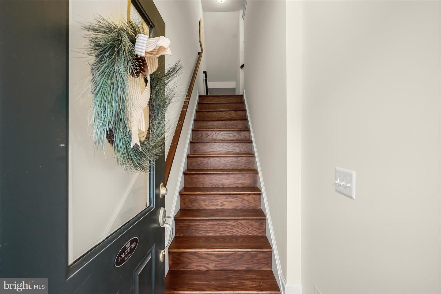 213 UPPER BROOK TER, PURCELLVILLE, Virginia 20132, 3 Bedrooms Bedrooms, ,3 BathroomsBathrooms,Residential,For sale,213 UPPER BROOK TER,VALO2115218 MLS # VALO2115218