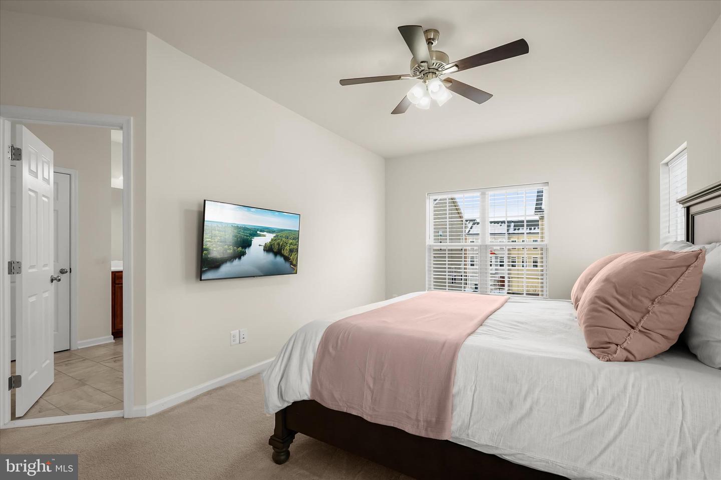 213 UPPER BROOK TER, PURCELLVILLE, Virginia 20132, 3 Bedrooms Bedrooms, ,3 BathroomsBathrooms,Residential,For sale,213 UPPER BROOK TER,VALO2115218 MLS # VALO2115218