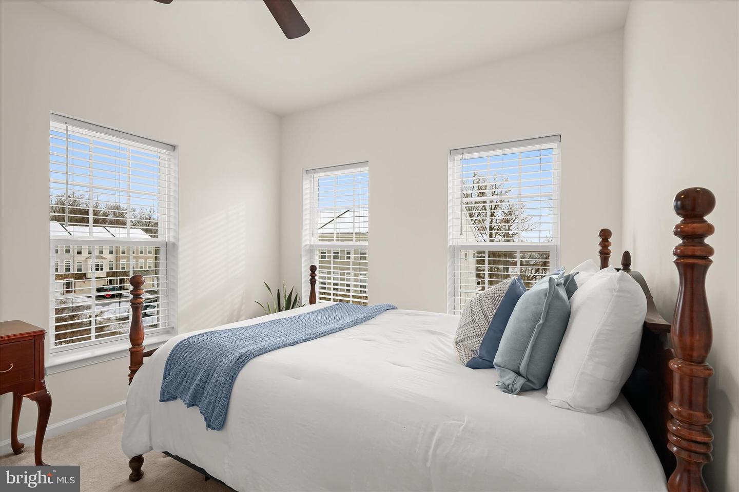 213 UPPER BROOK TER, PURCELLVILLE, Virginia 20132, 3 Bedrooms Bedrooms, ,3 BathroomsBathrooms,Residential,For sale,213 UPPER BROOK TER,VALO2115218 MLS # VALO2115218