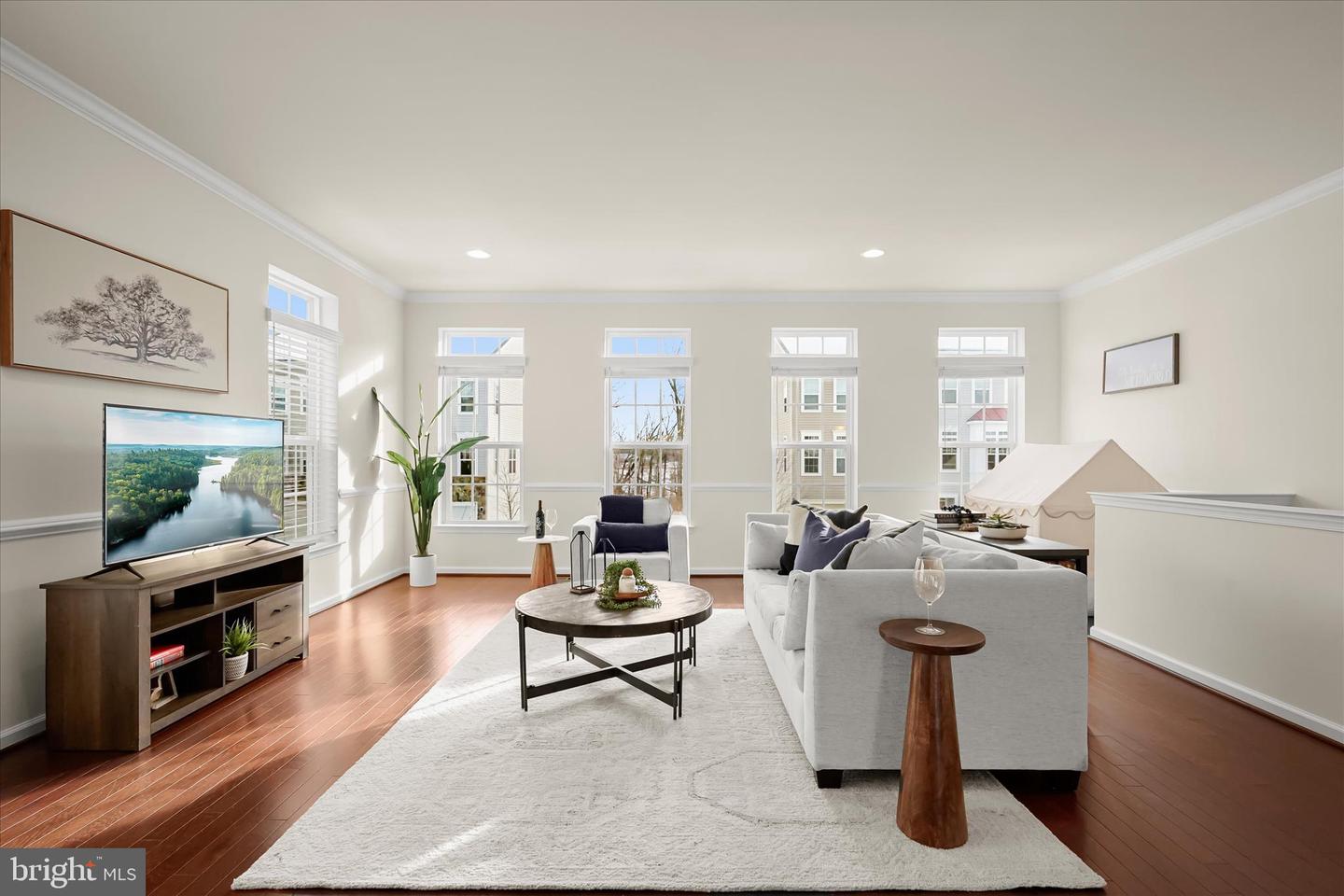 213 UPPER BROOK TER, PURCELLVILLE, Virginia 20132, 3 Bedrooms Bedrooms, ,3 BathroomsBathrooms,Residential,For sale,213 UPPER BROOK TER,VALO2115218 MLS # VALO2115218