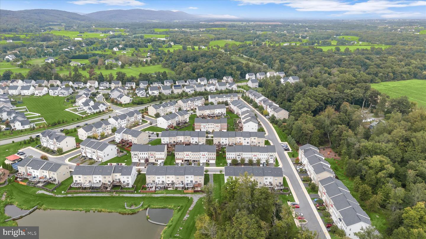 213 UPPER BROOK TER, PURCELLVILLE, Virginia 20132, 3 Bedrooms Bedrooms, ,3 BathroomsBathrooms,Residential,For sale,213 UPPER BROOK TER,VALO2115218 MLS # VALO2115218