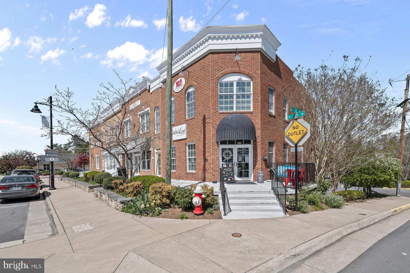 213 UPPER BROOK TER, PURCELLVILLE, Virginia 20132, 3 Bedrooms Bedrooms, ,3 BathroomsBathrooms,Residential,For sale,213 UPPER BROOK TER,VALO2115218 MLS # VALO2115218