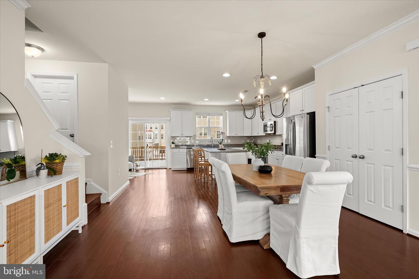 213 UPPER BROOK TER, PURCELLVILLE, Virginia 20132, 3 Bedrooms Bedrooms, ,3 BathroomsBathrooms,Residential,For sale,213 UPPER BROOK TER,VALO2115218 MLS # VALO2115218