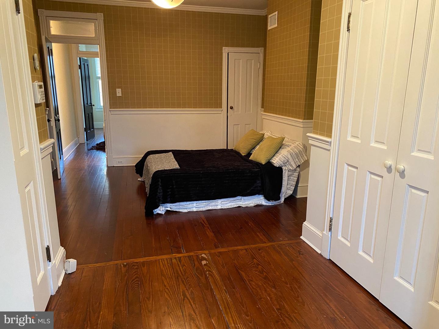 630 C ST SE, WASHINGTON, District Of Columbia 20003, 3 Bedrooms Bedrooms, ,2 BathroomsBathrooms,Residential,For sale,630 C ST SE,DCDC2244564 MLS # DCDC2244564